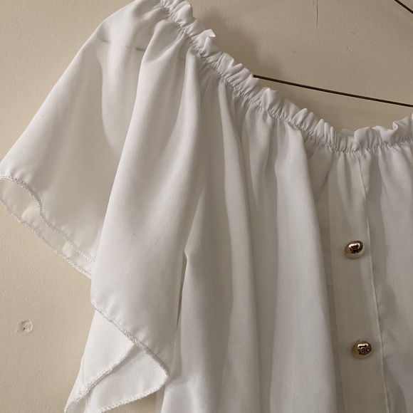 White Crop Top | Size Medium - Picture 3 of 4